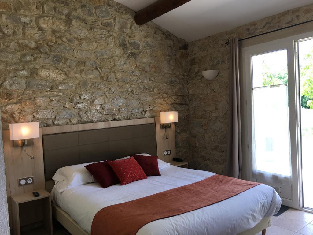 Logis Hôtel&Spa Déjeunez Sous L'Arbre Rousset (Bouches-du-Rhone) Exterior foto