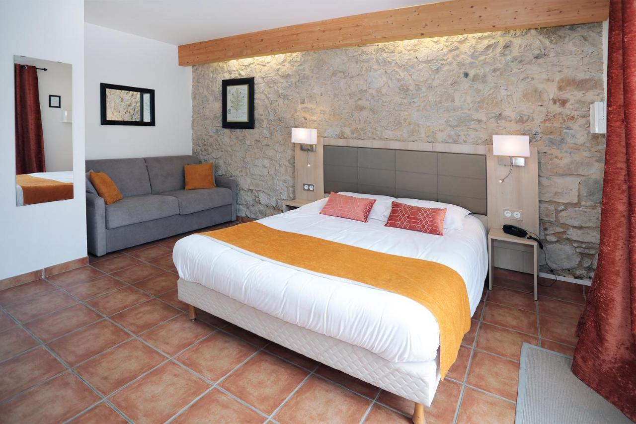 Logis Hôtel&Spa Déjeunez Sous L'Arbre Rousset (Bouches-du-Rhone) Exterior foto