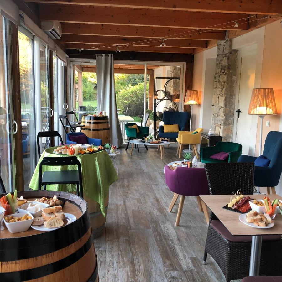 Logis Hôtel&Spa Déjeunez Sous L'Arbre Rousset (Bouches-du-Rhone) Exterior foto