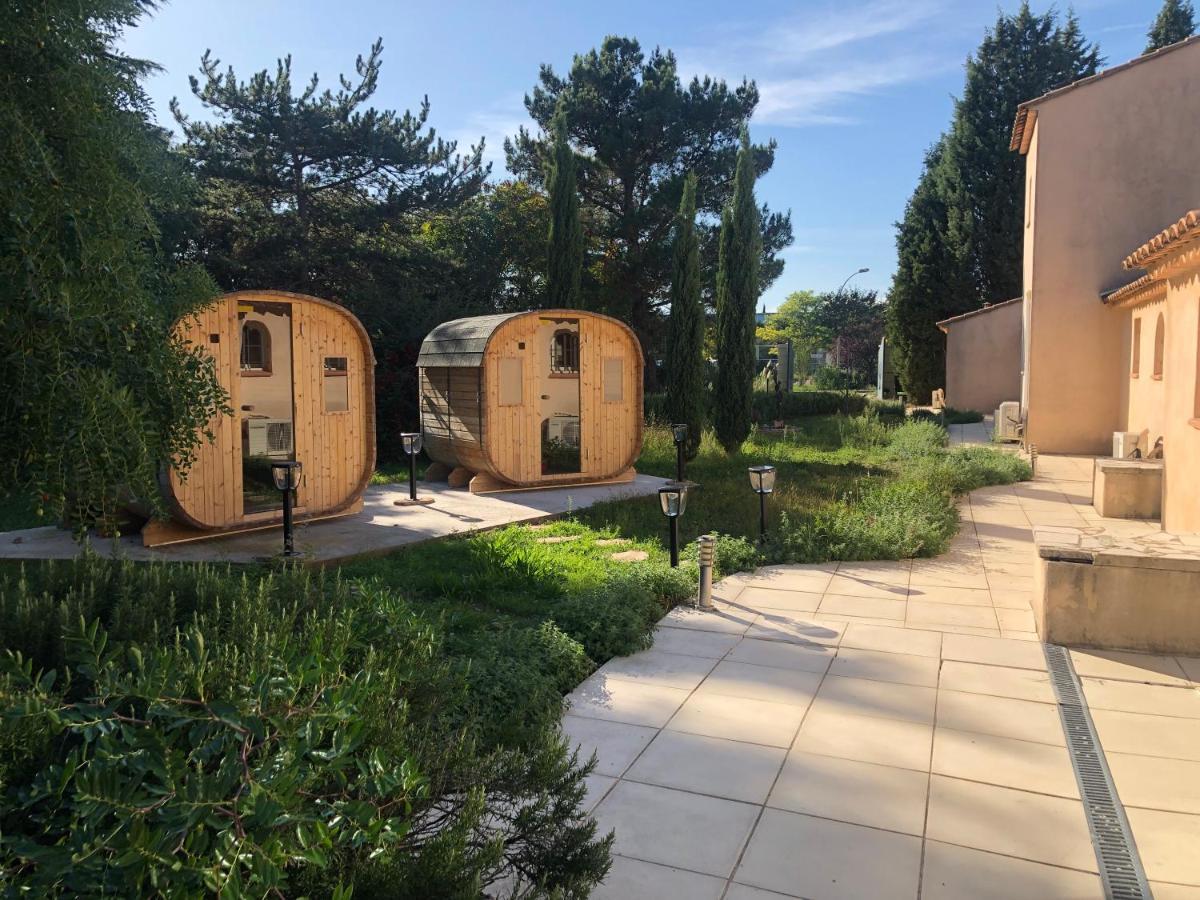 Logis Hôtel&Spa Déjeunez Sous L'Arbre Rousset (Bouches-du-Rhone) Exterior foto